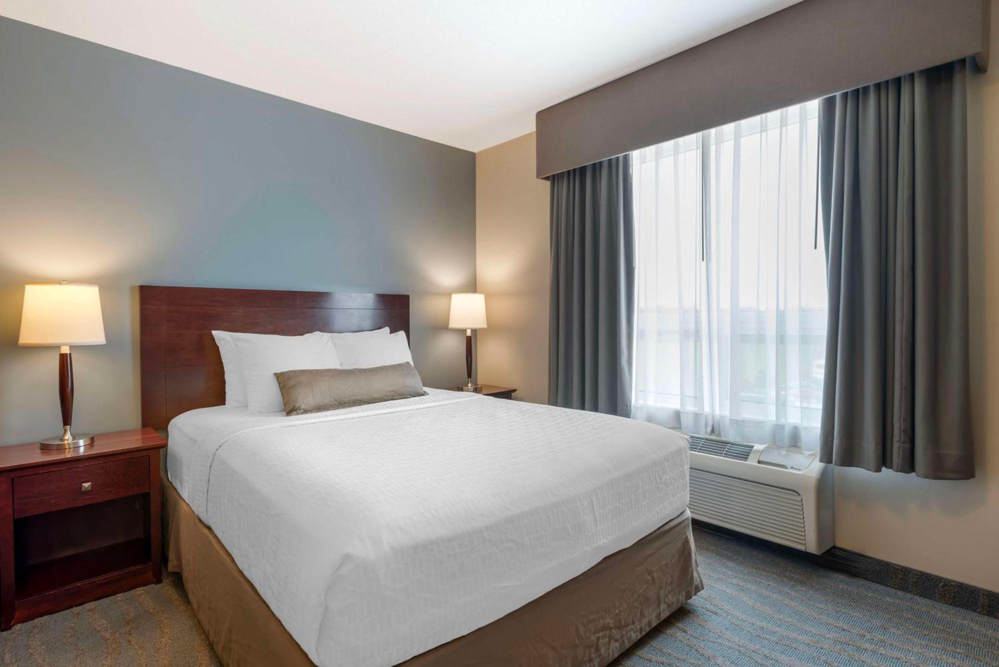 Best Western Rocky Mountain House Buitenkant foto