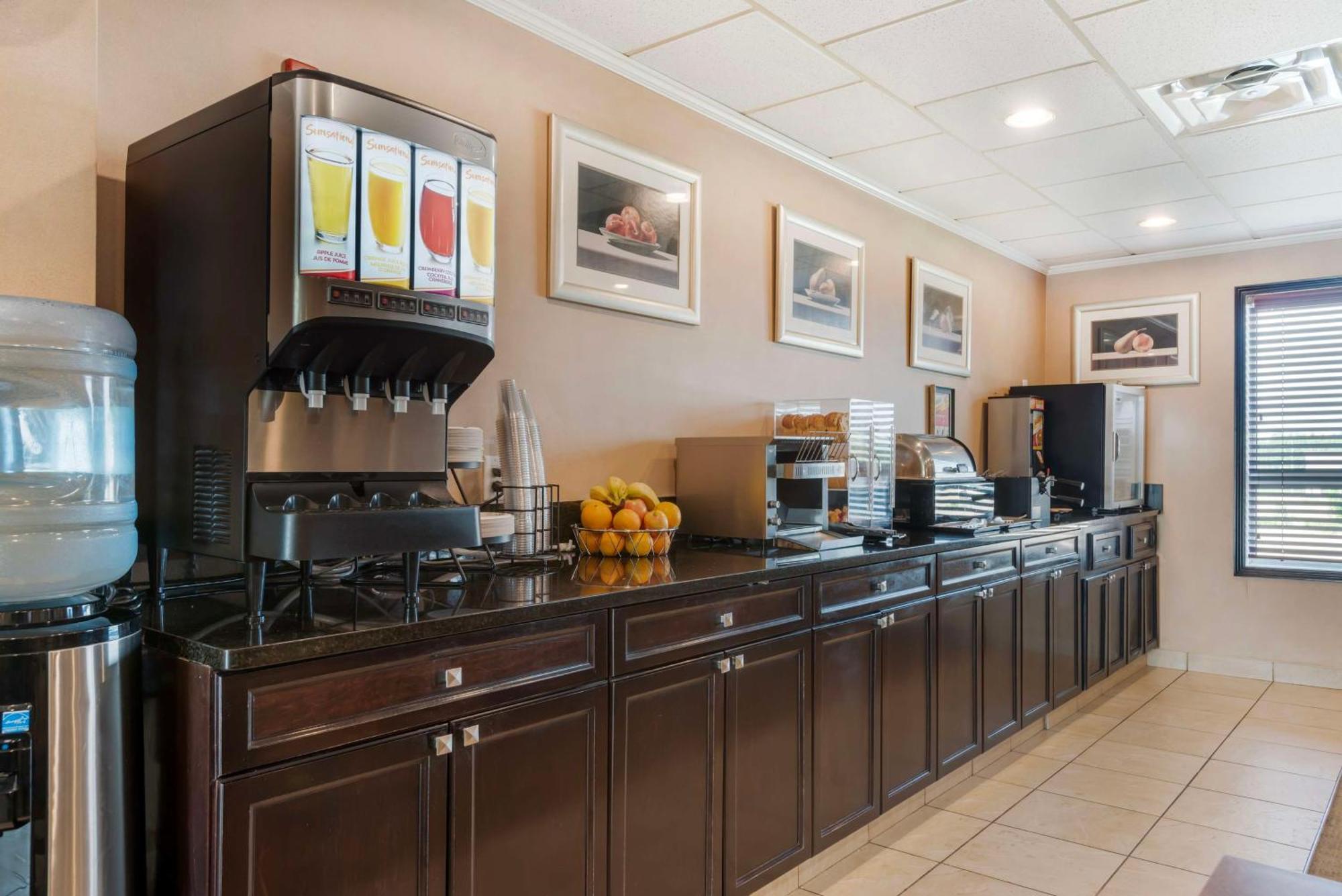 Best Western Rocky Mountain House Buitenkant foto