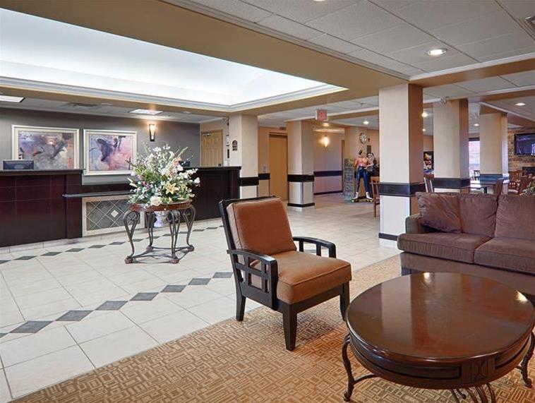 Best Western Rocky Mountain House Buitenkant foto